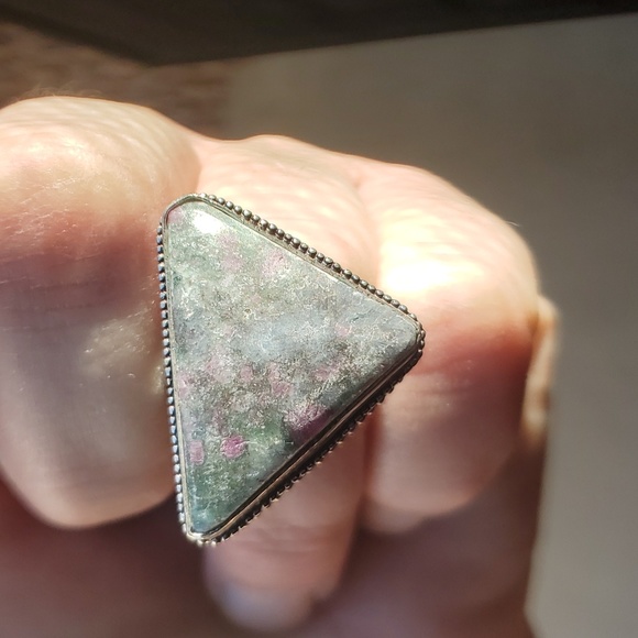 New Ruby in Fuchsite 925 Silver Ring. - Picture 7 of 15